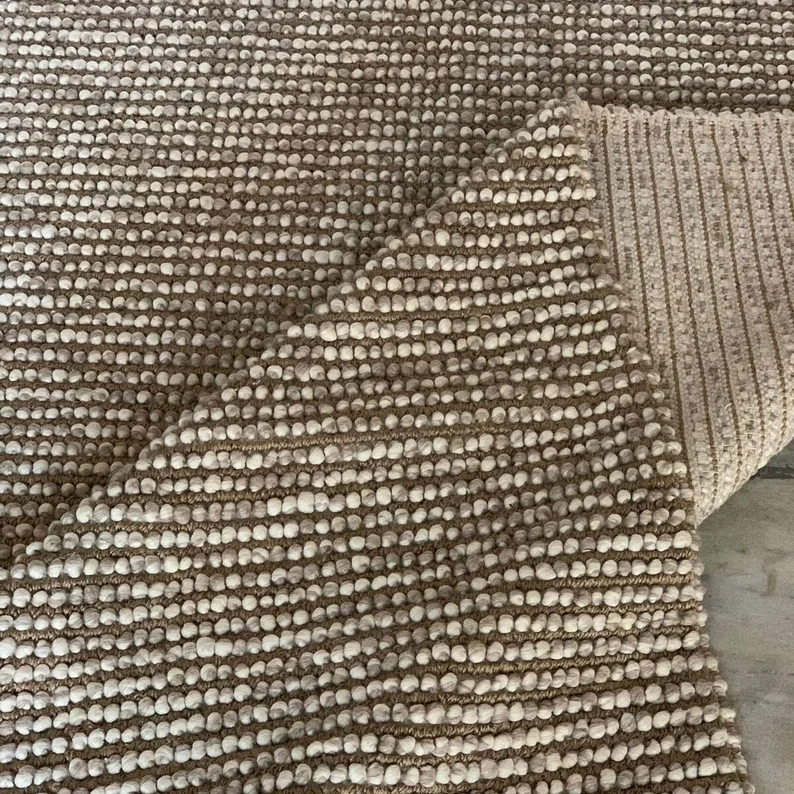"Sahara Pebble Weave Wool Rug – Handwoven Minimalist Texture in Taupe & Ivory"