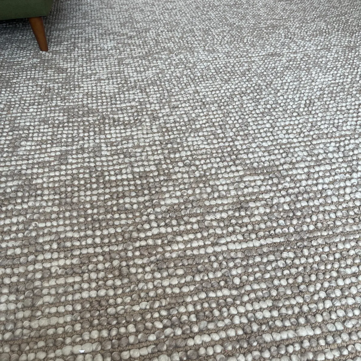 "Sahara Pebble Weave Wool Rug – Handwoven Minimalist Texture in Taupe & Ivory"