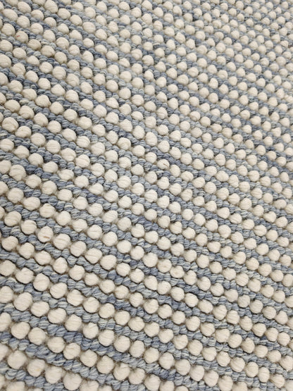 Nordic Pebble Dot Wool Rug – Handwoven Textured Cream & Grey Floor Accent