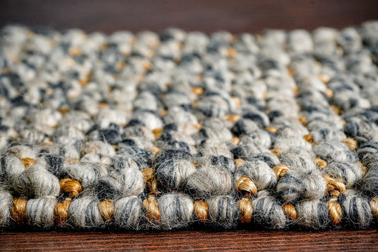 Handwoven Wool & Jute Loop Rug – Natural Textured Area Rug for Rustic & Modern Interiors | Eco-Friendly Floor Décor
