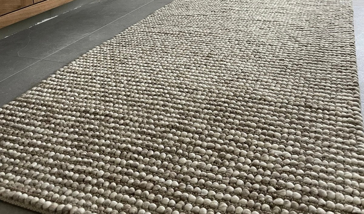 "Sahara Pebble Weave Wool Rug – Handwoven Minimalist Texture in Taupe & Ivory"
