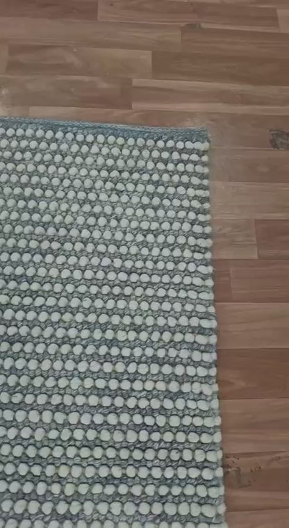 Nordic Pebble Dot Wool Rug – Handwoven Textured Cream & Grey Floor Accent
